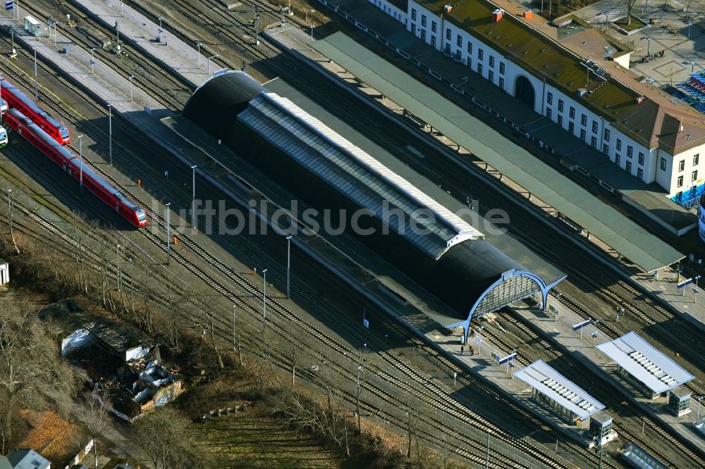 Luftbild Gera - Hauptbahnhof der Deutschen Bahn in Gera im Bundesland Thüringen, Deutschland