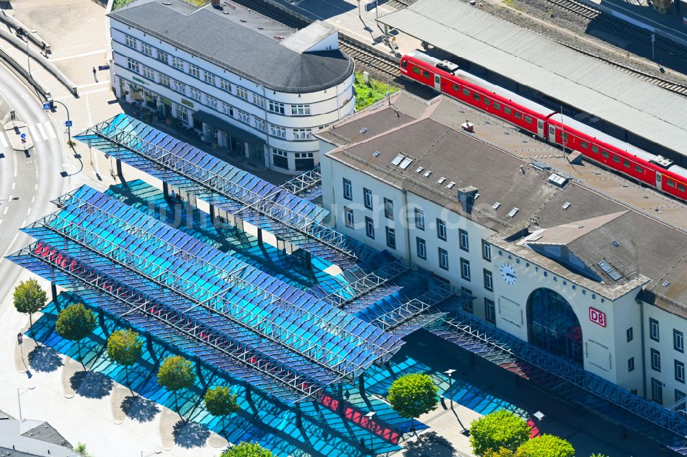 Gera aus der Vogelperspektive: Hauptbahnhof der Deutschen Bahn in Gera im Bundesland Thüringen, Deutschland