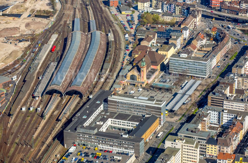 Luftaufnahme Hagen - Hauptbahnhof der Deutschen Bahn in Hagen im Bundesland Nordrhein-Westfalen, Deutschland