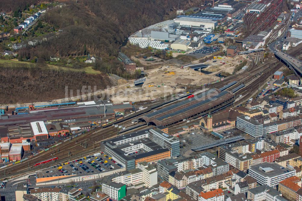 Luftaufnahme Hagen - Hauptbahnhof der Deutschen Bahn in Hagen im Bundesland Nordrhein-Westfalen, Deutschland