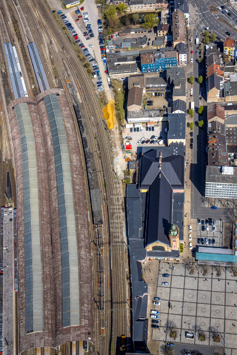 Hagen von oben - Hauptbahnhof der Deutschen Bahn in Hagen im Bundesland Nordrhein-Westfalen, Deutschland