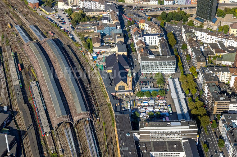 Hagen aus der Vogelperspektive: Hauptbahnhof der Deutschen Bahn in Hagen im Bundesland Nordrhein-Westfalen, Deutschland