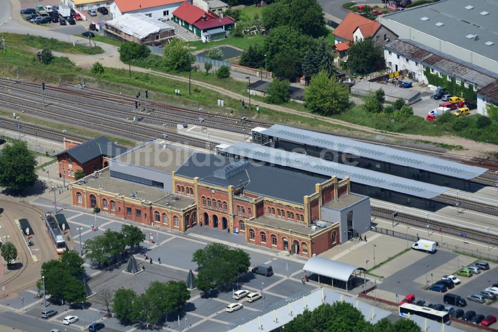 Luftbild Halberstadt - Hauptbahnhof der Deutschen Bahn in Halberstadt im Bundesland Sachsen-Anhalt