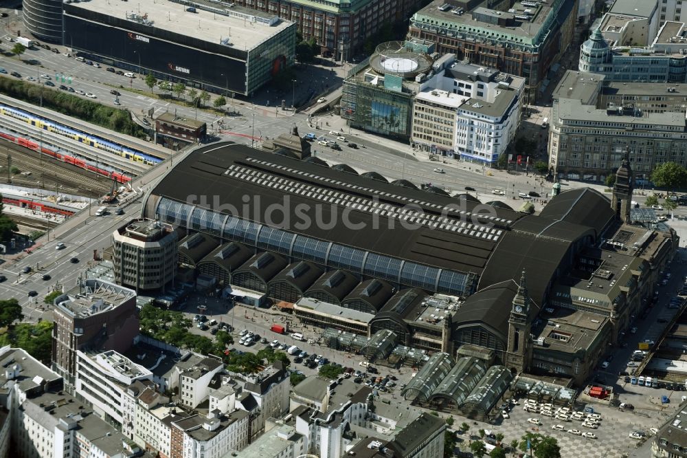 Hamburg aus der Vogelperspektive: Hauptbahnhof der Deutschen Bahn in Hamburg