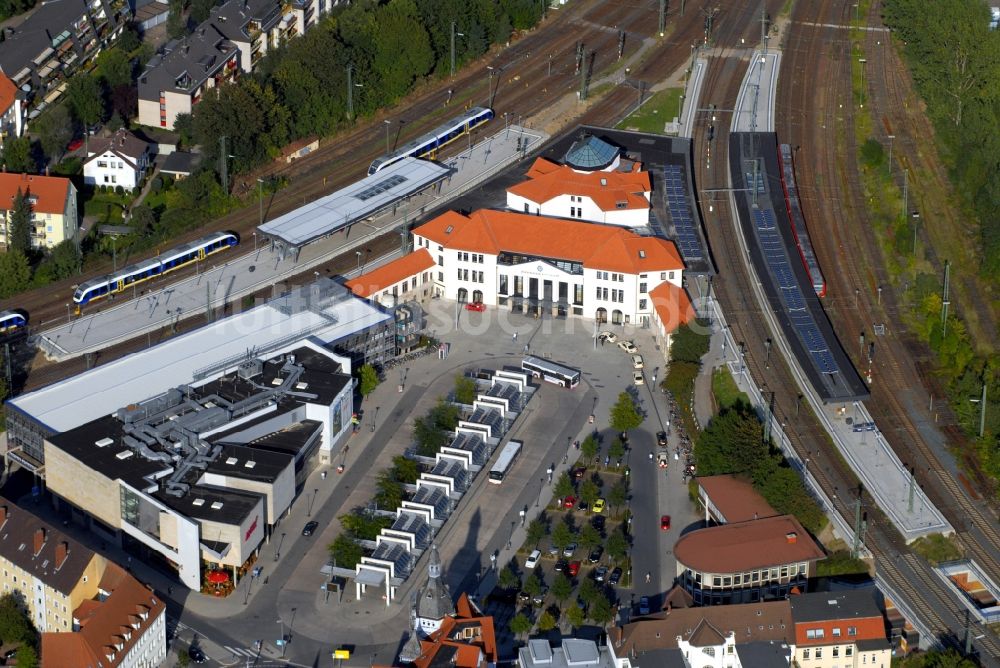 Hameln aus der Vogelperspektive: Hauptbahnhof der Deutschen Bahn in Hameln im Bundesland Niedersachsen