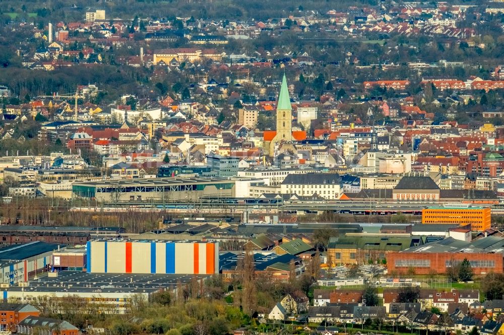 Hamm aus der Vogelperspektive: Hauptbahnhof der Deutschen Bahn in Hamm im Bundesland Nordrhein-Westfalen, Deutschland