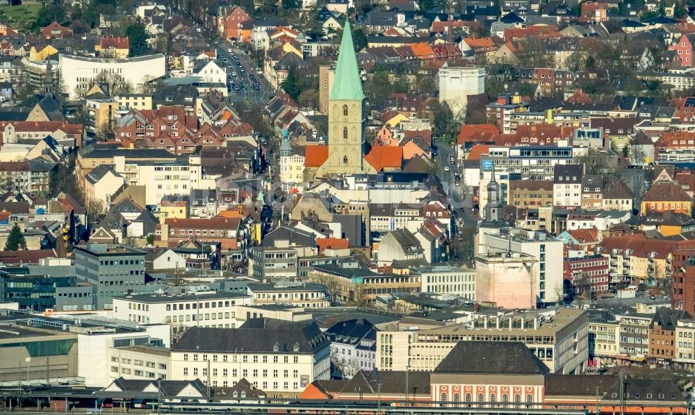 Hamm aus der Vogelperspektive: Hauptbahnhof der Deutschen Bahn in Hamm im Bundesland Nordrhein-Westfalen, Deutschland