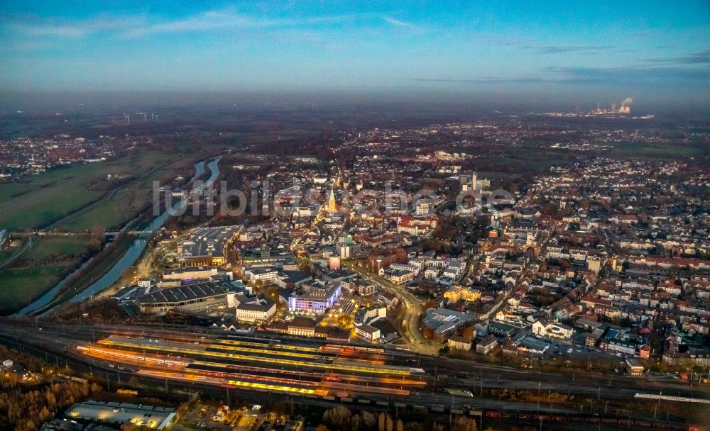 Hamm von oben - Hauptbahnhof der Deutschen Bahn in Hamm im Bundesland Nordrhein-Westfalen, Deutschland