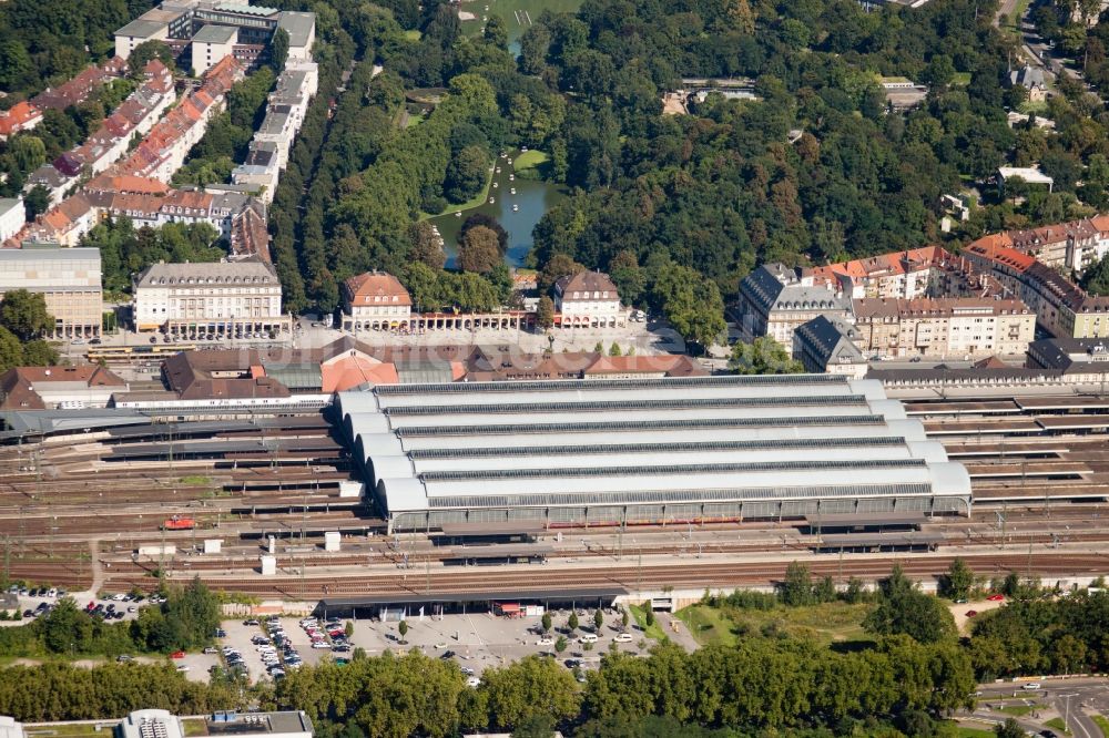 Luftaufnahme Karlsruhe - Hauptbahnhof der Deutschen Bahn in Karlsruhe im Bundesland Baden-Württemberg