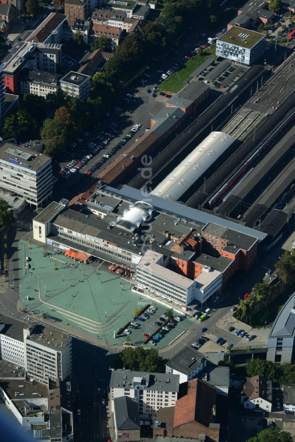 Kassel von oben - Hauptbahnhof der Deutschen Bahn in Kassel im Bundesland Hessen