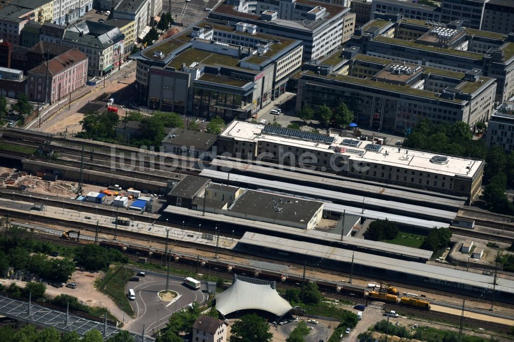 Magdeburg aus der Vogelperspektive: Hauptbahnhof der Deutschen Bahn in Magdeburg im Bundesland Sachsen-Anhalt