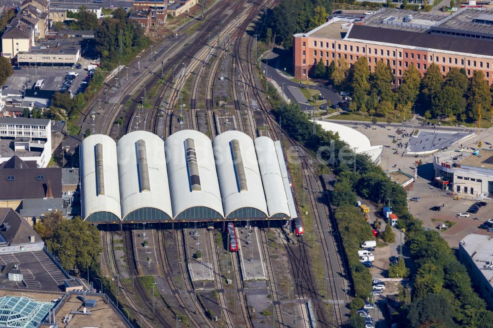 Luftbild Mönchengladbach - Hauptbahnhof der Deutschen Bahn in Mönchengladbach im Bundesland Nordrhein-Westfalen, Deutschland