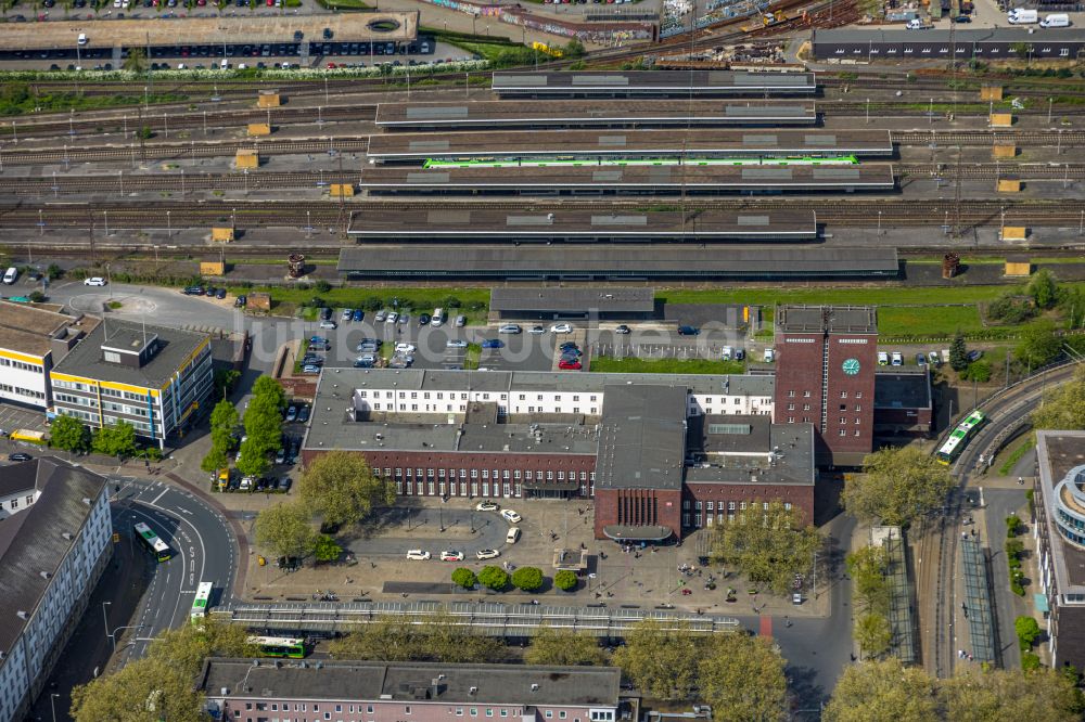Luftaufnahme Oberhausen - Hauptbahnhof der Deutschen Bahn in Oberhausen im Bundesland Nordrhein-Westfalen