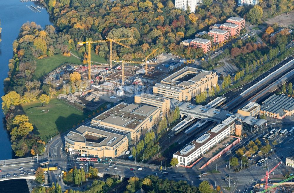 Potsdam von oben - Hauptbahnhof der Deutschen Bahn im Ortsteil Innenstadt in Potsdam im Bundesland Brandenburg, Deutschland