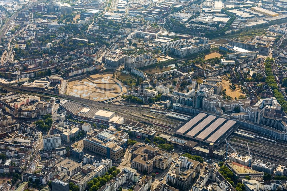 Düsseldorf von oben - Hauptbahnhof der Deutschen Bahn im Ortsteil Oberbilk in Düsseldorf im Bundesland Nordrhein-Westfalen, Deutschland