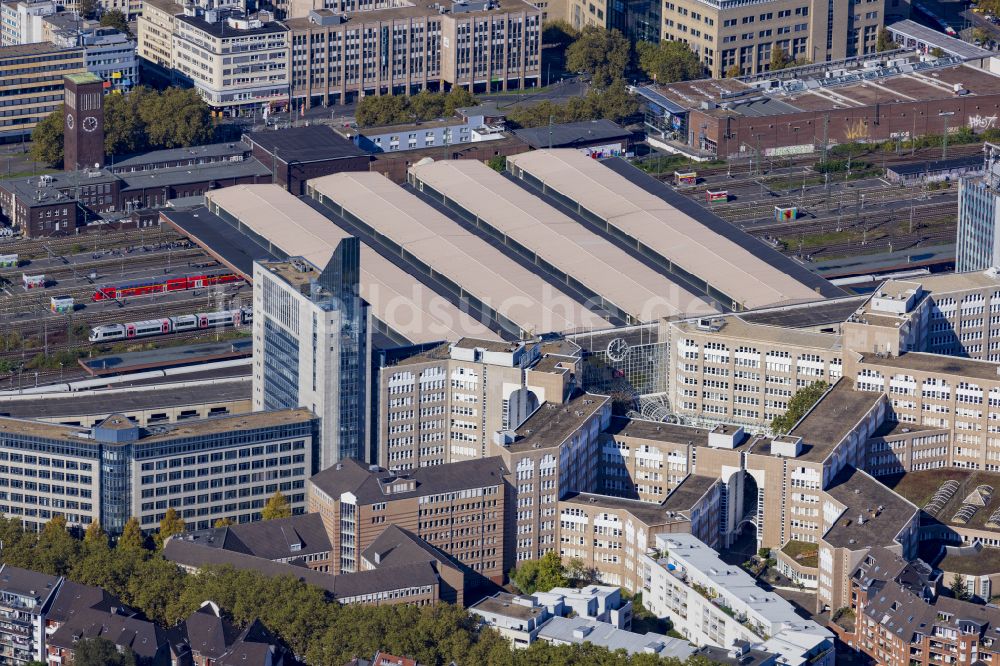 Düsseldorf aus der Vogelperspektive: Hauptbahnhof der Deutschen Bahn im Ortsteil Oberbilk in Düsseldorf im Bundesland Nordrhein-Westfalen, Deutschland