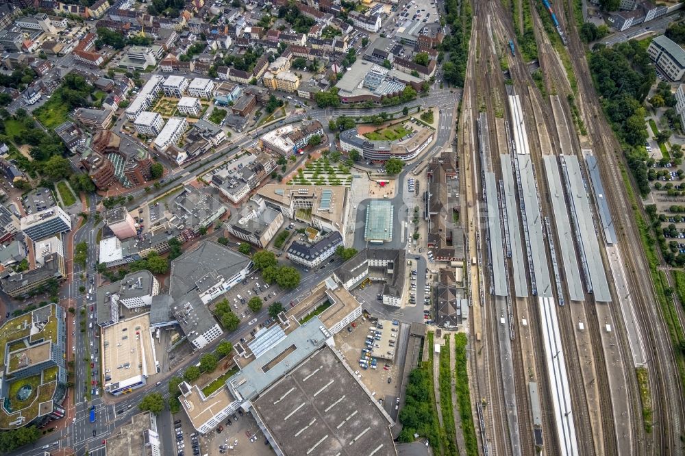 Luftaufnahme Hamm - Hauptbahnhof der Deutschen Bahn und Platz der Deutschen Einheit in Hamm im Bundesland Nordrhein-Westfalen, Deutschland