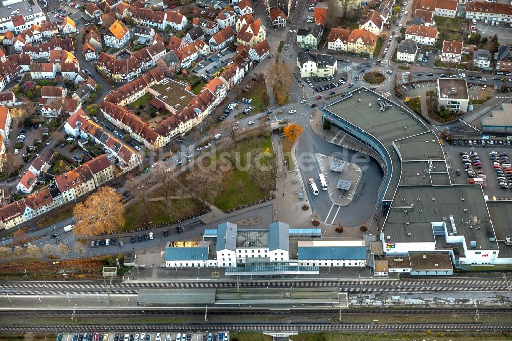 Luftaufnahme Soest - Hauptbahnhof der Deutschen Bahn in Soest im Bundesland Nordrhein-Westfalen, Deutschland