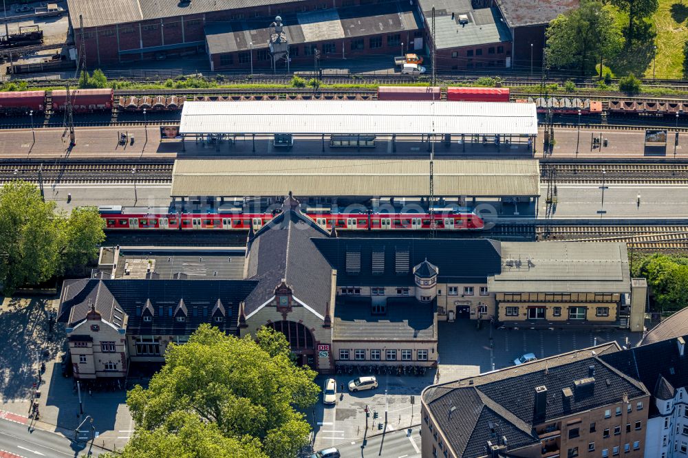 Luftbild Witten - Hauptbahnhof der Deutschen Bahn in Witten im Bundesland Nordrhein-Westfalen, Deutschland