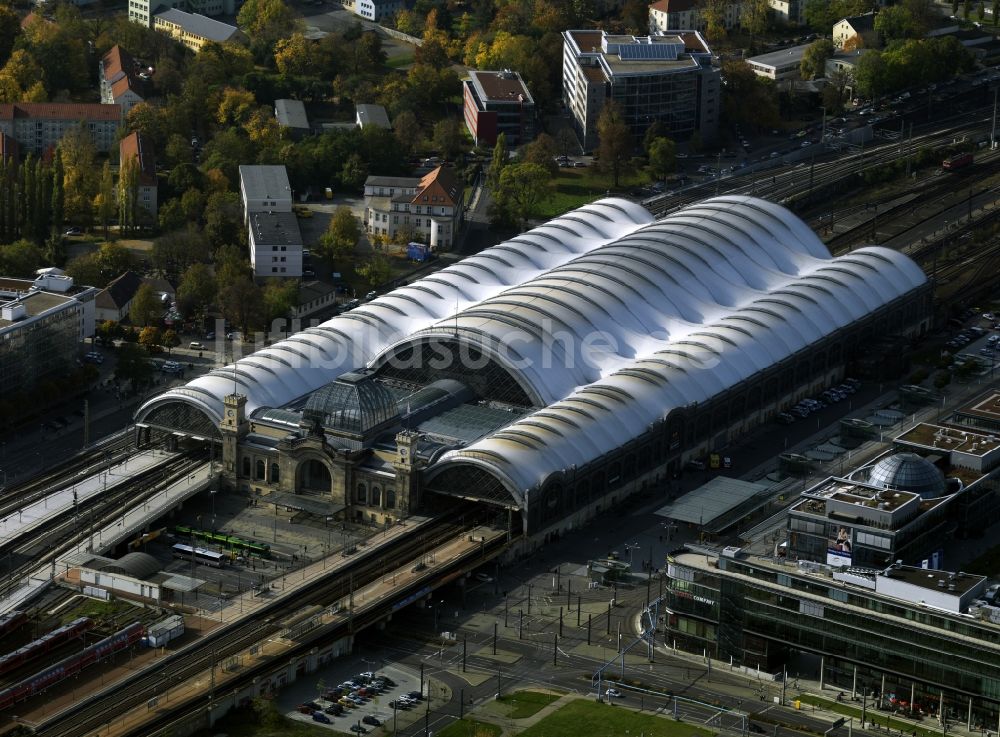 Luftbild Dresden - Hauptbahnhof Dresden der Deutschen Bahn in Dresden im Bundesland Sachsen, Deutschland