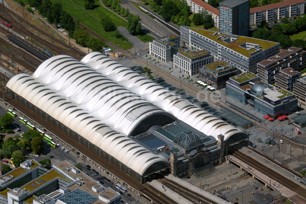 Luftbild Dresden - Hauptbahnhof Dresden der Deutschen Bahn in Dresden im Bundesland Sachsen, Deutschland