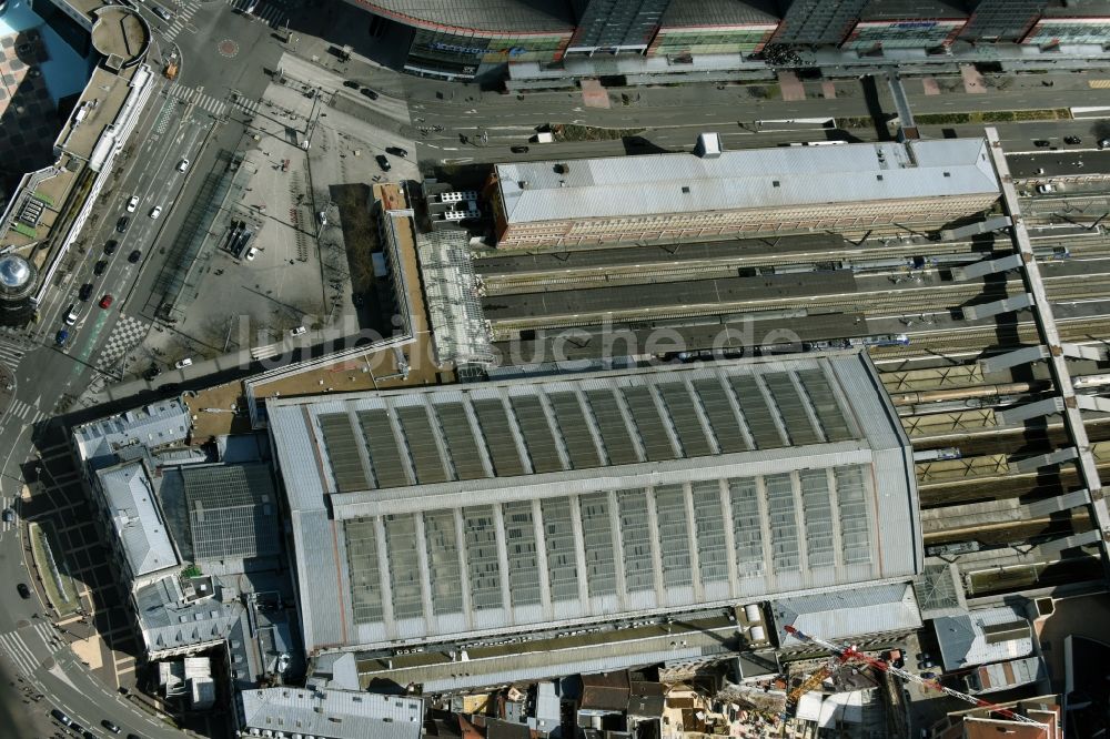 Lille von oben - Hauptbahnhof Gare de Lille Flandres in Lille in Nord-Pas-de-Calais Picardie, Frankreich