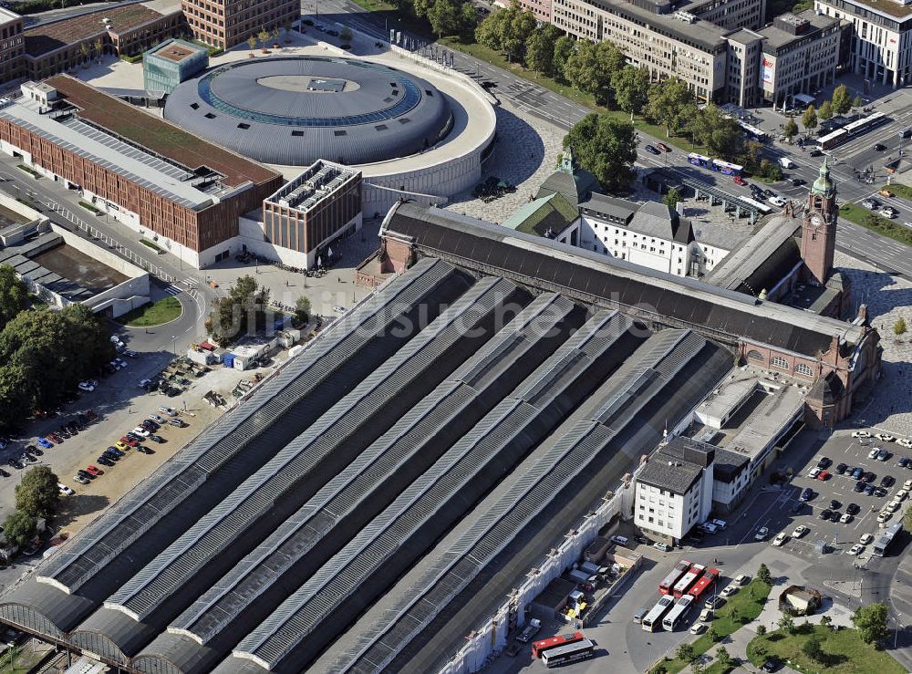 Luftbild Wiesbaden - Hauptbahnhof und Lilien-Carré Wiesbaden