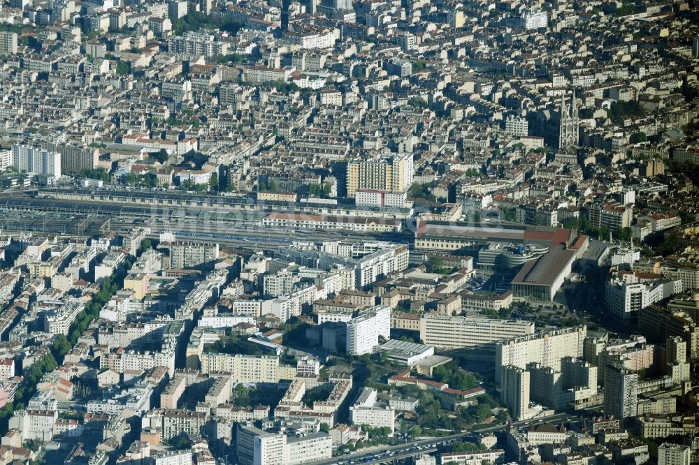 Luftbild Marseille - Hauptbahnhof der SNCF- Bahn in Marseille in Provence-Alpes-Cote d'Azur, Frankreich