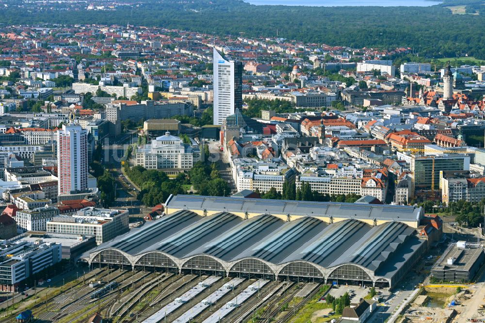 Leipzig aus der Vogelperspektive: Hauptbahnhof im Zentrum in Leipzig im Bundesland Sachsen