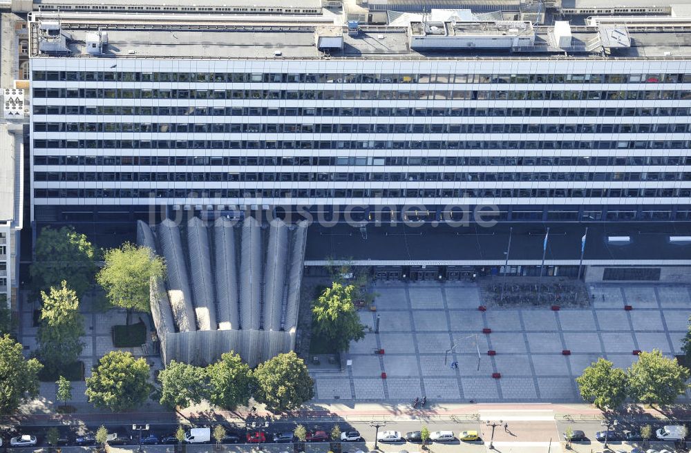 Berlin von oben - Haupteingang der Technischen Universität Berlin-Tiergarten