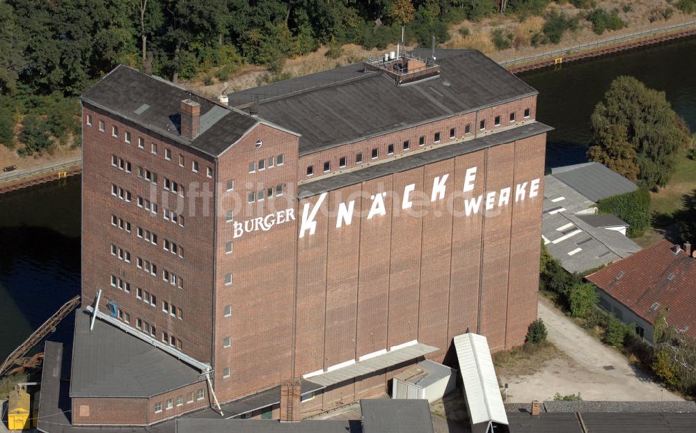 Burg von oben - Hauptgebäude der Burger Knäckebrotwerke