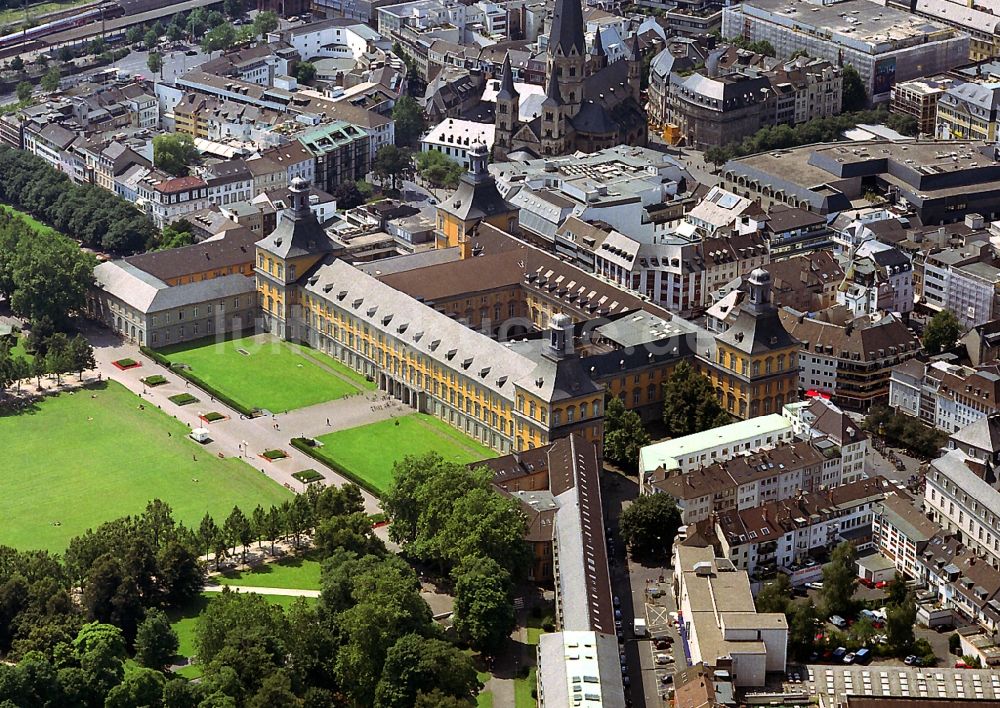 Luftaufnahme Bonn - Hauptgebäude der Rheinischen Friedrich-Wilhelms-Universität Bonn im Bundesland Nordrhein-Westfalen