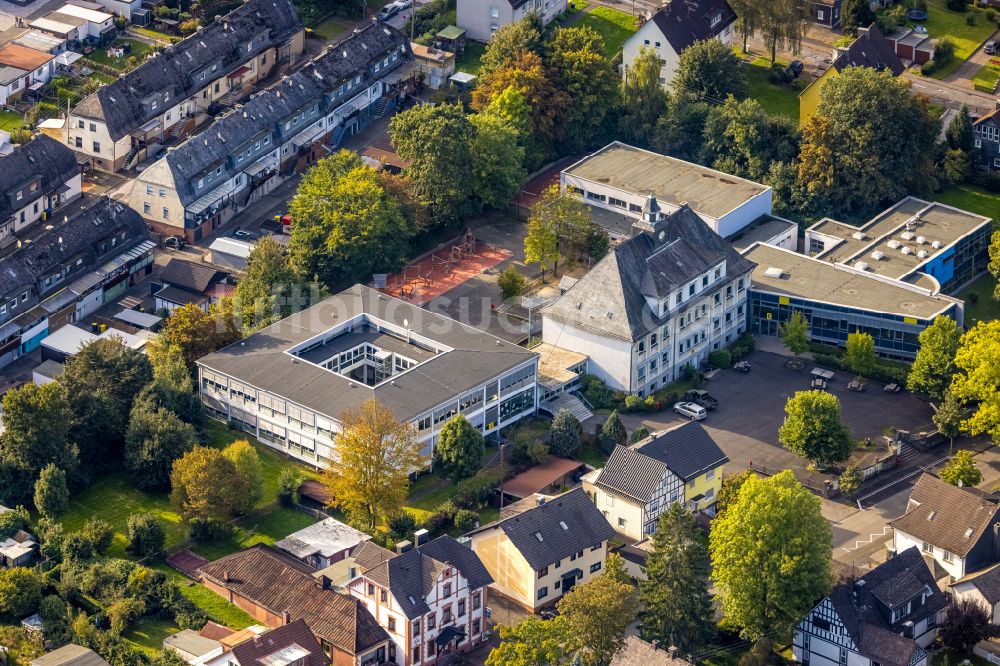 Luftbild Eichen - Hauptschule in Eichen im Bundesland Nordrhein-Westfalen, Deutschland