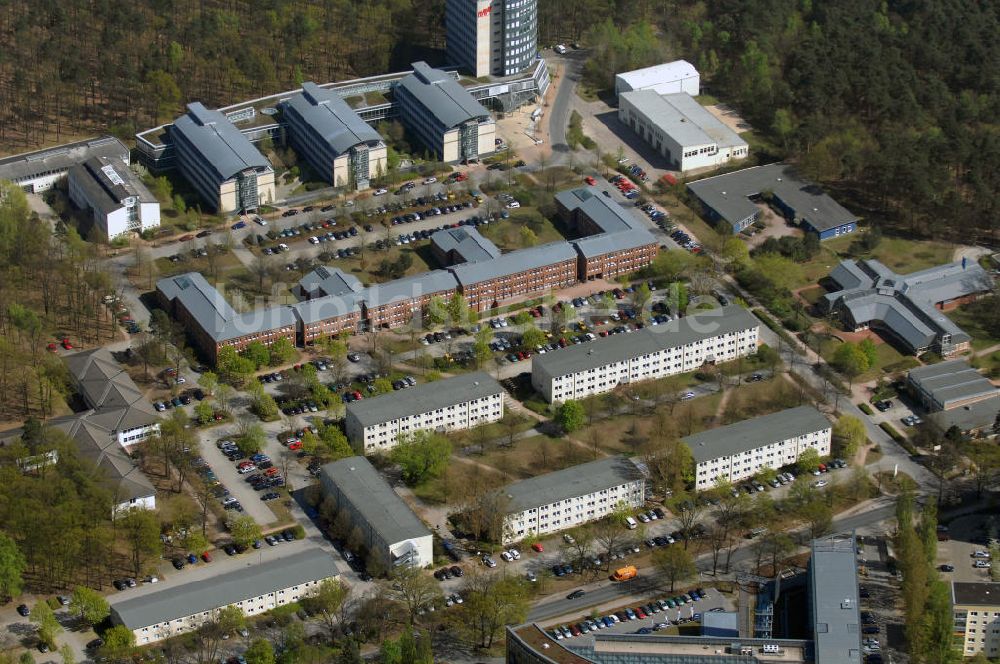 POTSDAM von oben - Hauptsitz des Landesbetrieb Straßenwesen Brandenburg (LS) an der Steinstraße 104-106 in 14480 Potsdam