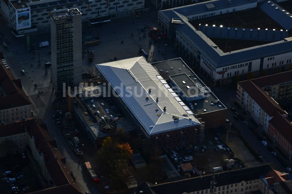 Luftbild Neubrandenburg - Haus der Kultur und Bildung in Neubrandenburg im Bundesland Mecklenburg-Vorpommern