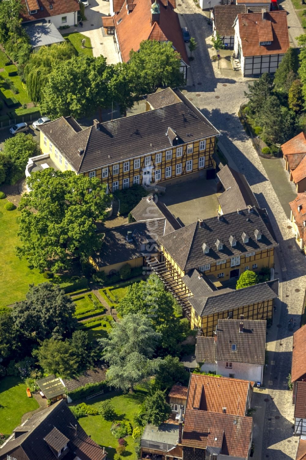 Rietberg von oben - Haus Münte in Rietberg im Bundesland Nordrhein-Westfalen