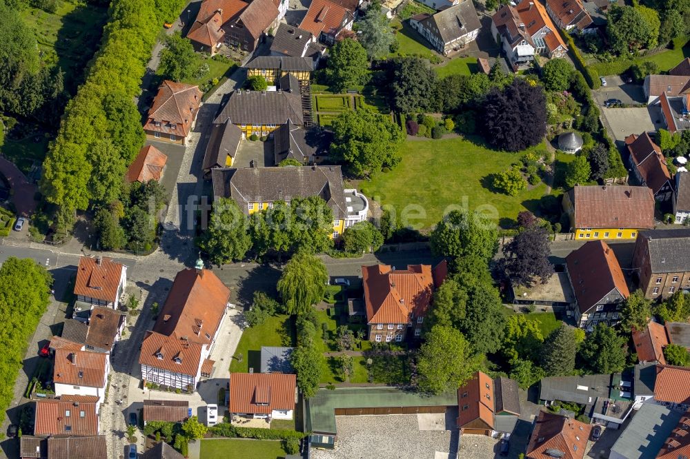 Rietberg von oben - Haus Münte in Rietberg im Bundesland Nordrhein-Westfalen