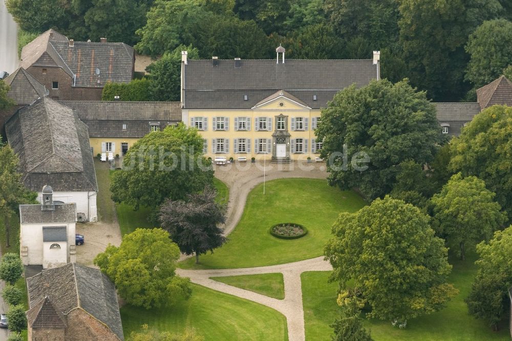 Luftaufnahme Rheinberg - Haus Ossenberg in der Schloßallee bei Rheinberg am Niederrhein in Nordrhein-Westfalen