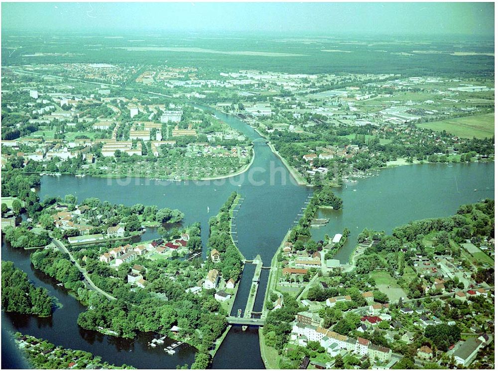 Brandenburg von oben - Havelkanal und Schleuse in Brandenburg