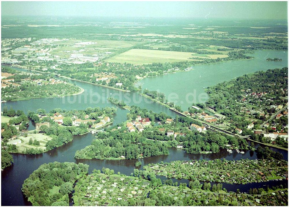 Luftaufnahme Brandenburg - Havelkanal und Schleuse in Brandenburg