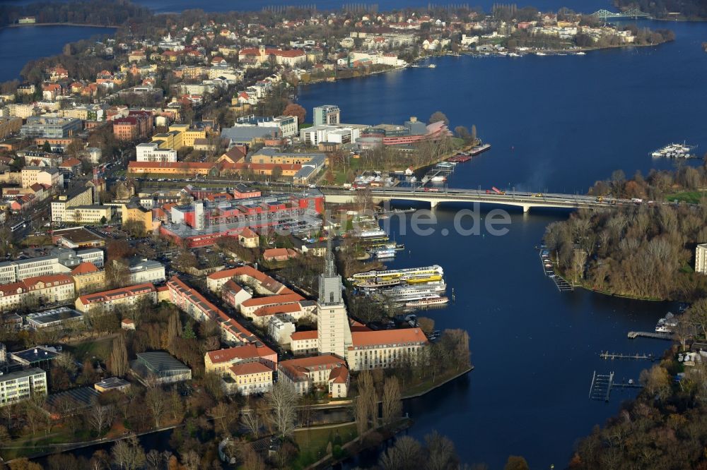 Luftbild Potsdam - Haveluferbereich zwischen der Innenstadt und dem Stadtteil Babelsberg in Potsdam im Bundesland Brandenburg