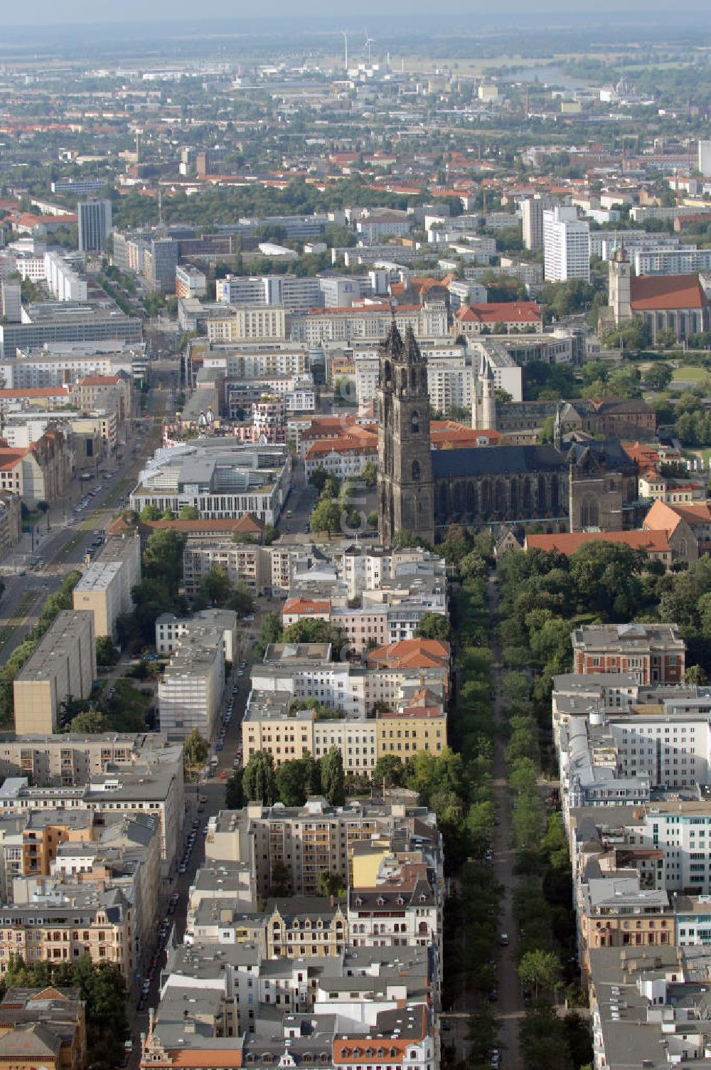 Luftbild Magdeburg - Hegelstrasse mit Dom in der Magdeburger Altstadt