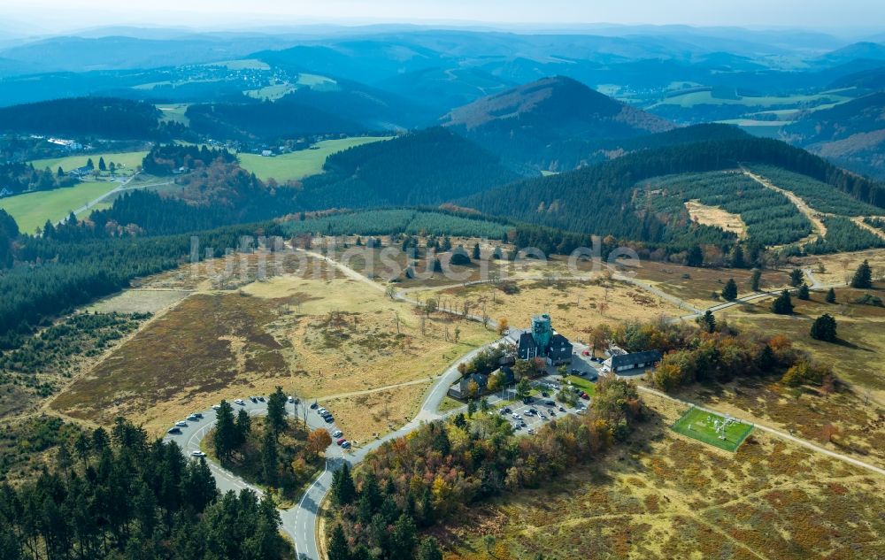 Winterberg aus der Vogelperspektive: Heidelandschaft im Gebirgszug des Kahler Asten in Winterberg im Bundesland Nordrhein-Westfalen