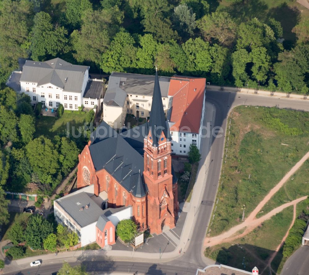 Frankfurt (Oder) von oben - Heilig-Kreuz-Kirche Frankfurt (Oder)