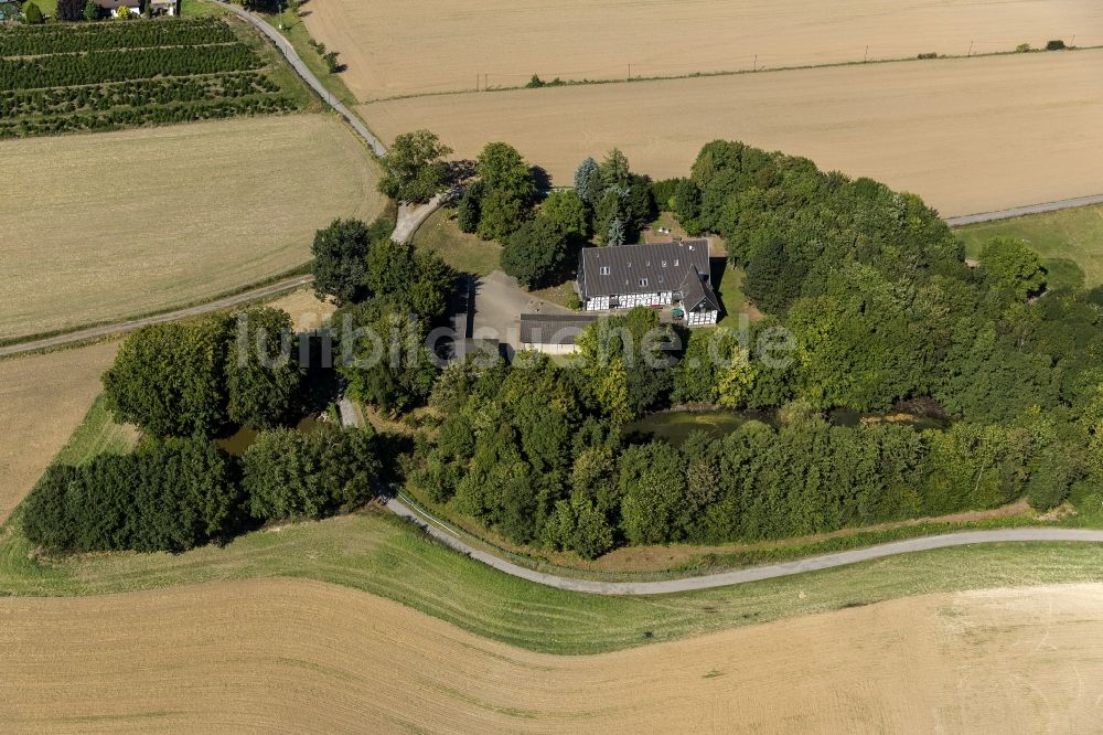 Bochum aus der Vogelperspektive: Heimatmuseum Helfs Hof Severinghausen bei Bochum im Ruhrgebiet in Nordrhein-Westfalen