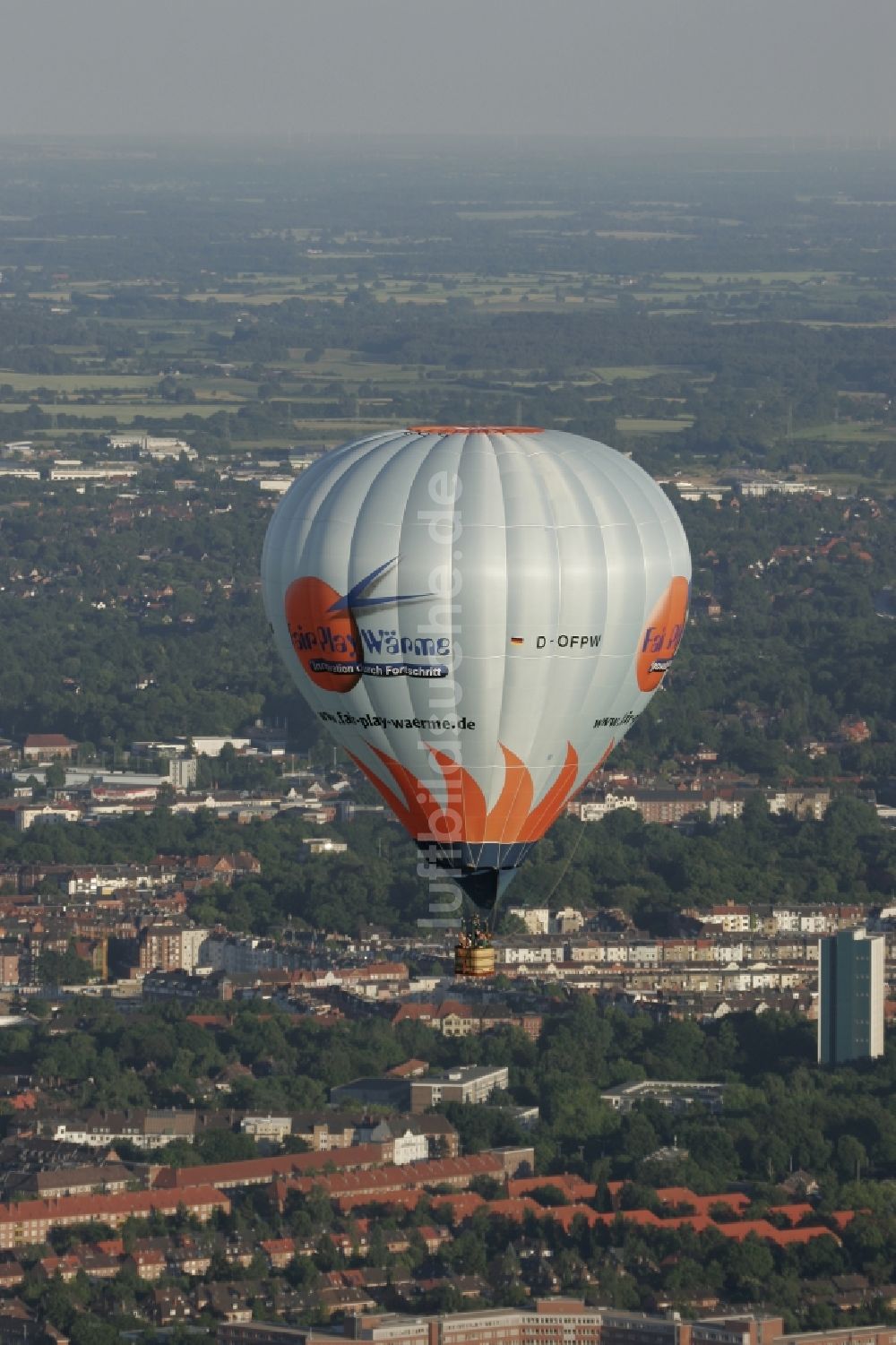 Luftbild Kronshagen - Heißluftballon in Kiel im Bundesland Schleswig-Holstein