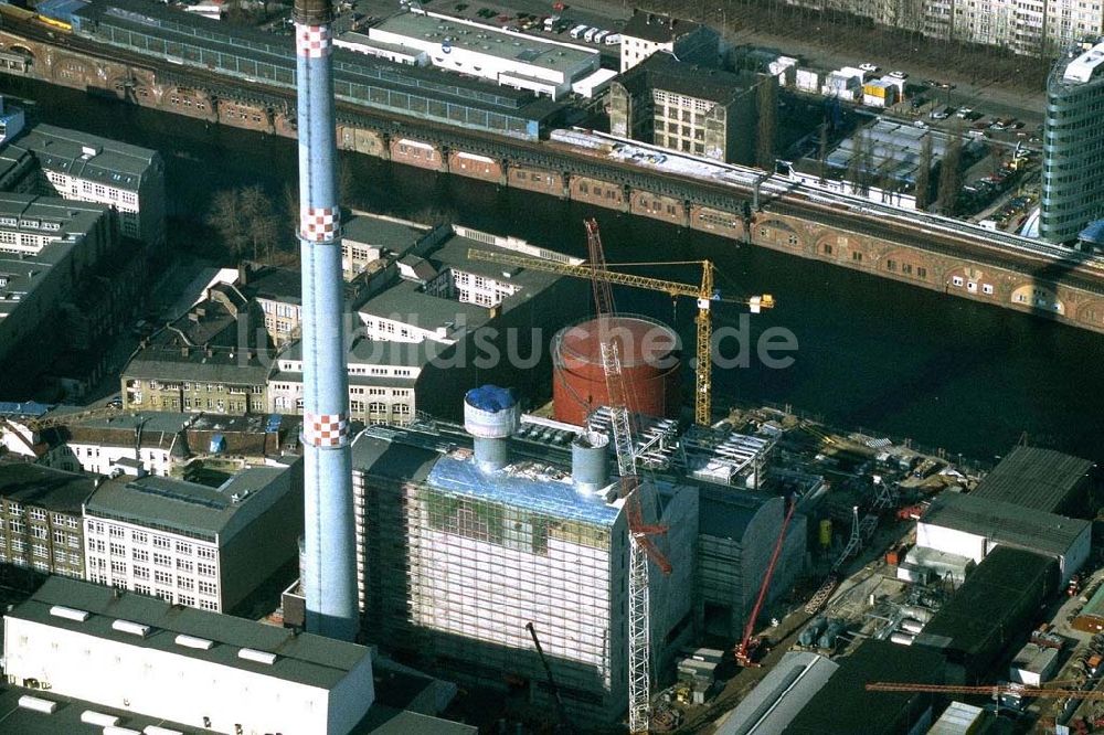 Berlin von oben - Heizkraftwerk an der Jannowitzbrücke in Berlin-Mitte.