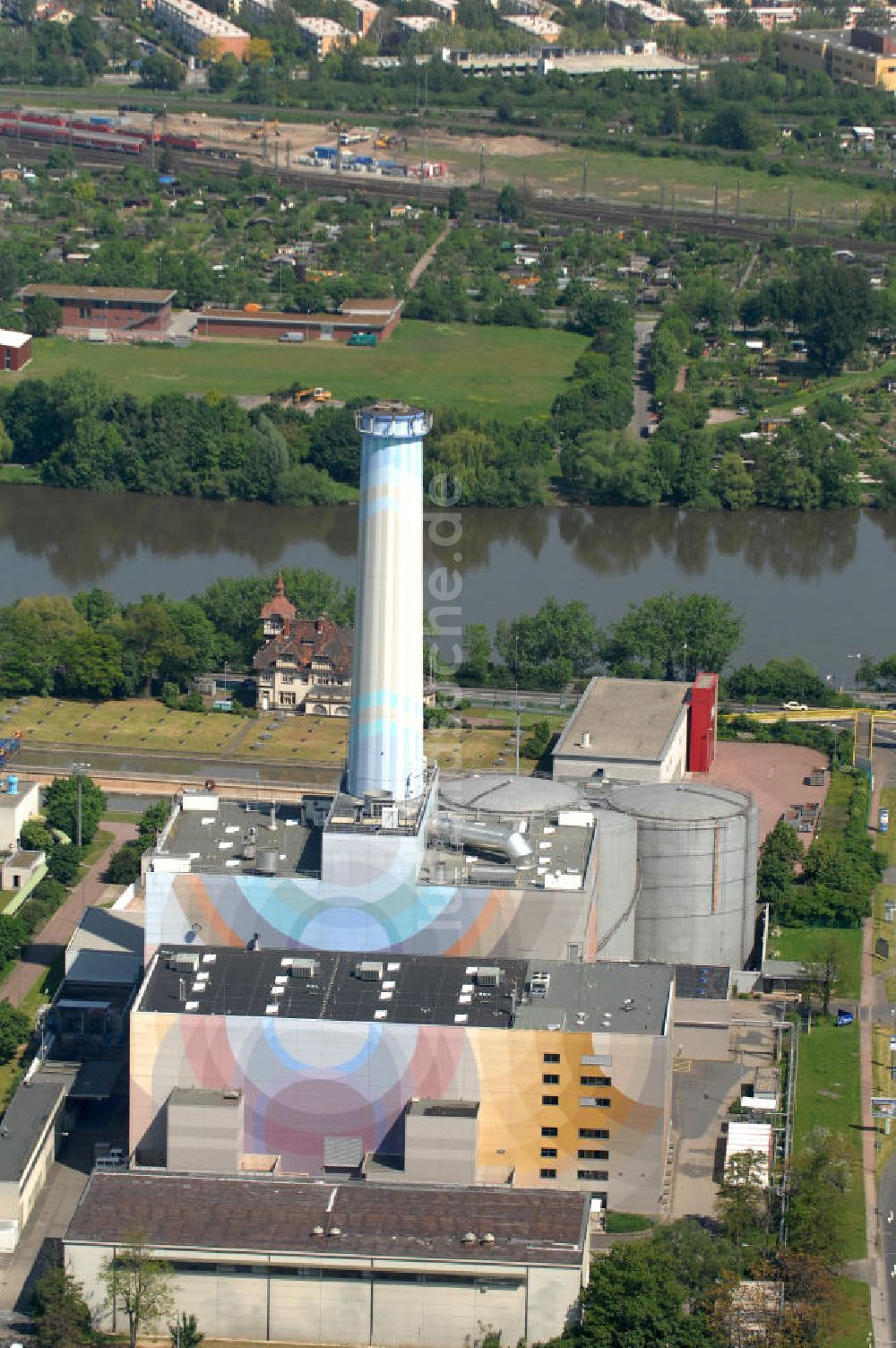 Luftaufnahme Frankfurt am Main - Heizkraftwerk Niederrad in Frankfurt am Main in Hessen