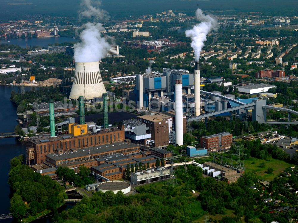 Luftaufnahme Berlin - Heizkraftwerk Reuter in Berlin Spandau