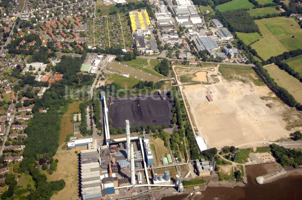 Wedel aus der Vogelperspektive: Heizkraftwerk Wedel an der Elbe in Schleswig-Holstein / SH